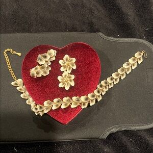 Vintage Kramer Floral Petal Gold-Tone Choker Necklace and 2 Clip On Earring Sets